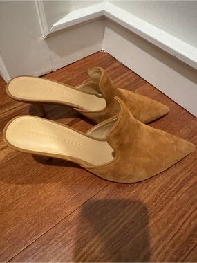 Veronica Beard Miriam Pointed Toe Mules in a tan/cognac suede